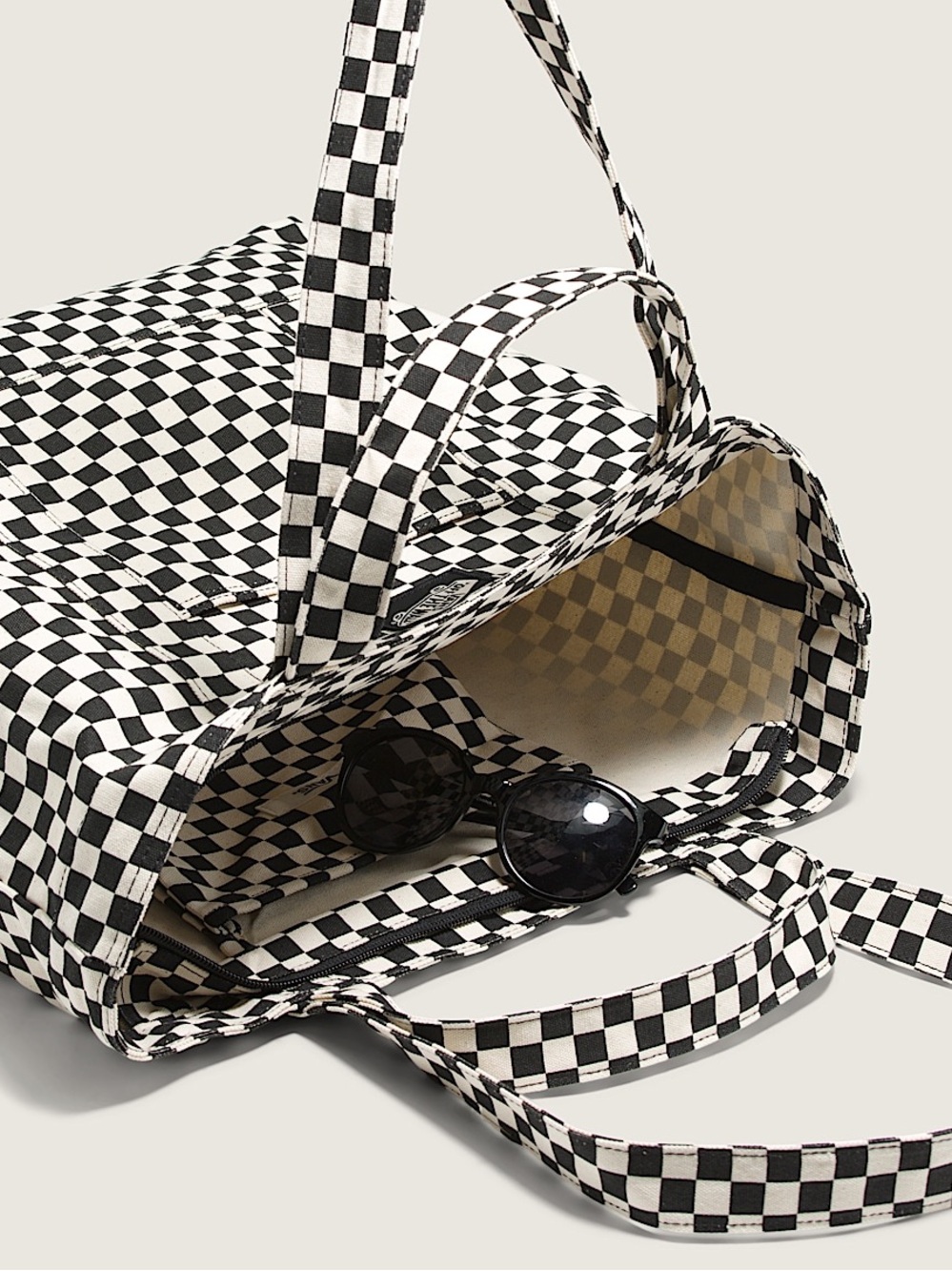 Vans Checkered Zip Tote Bag with Dual Top Handles - Picture 5 of 8
